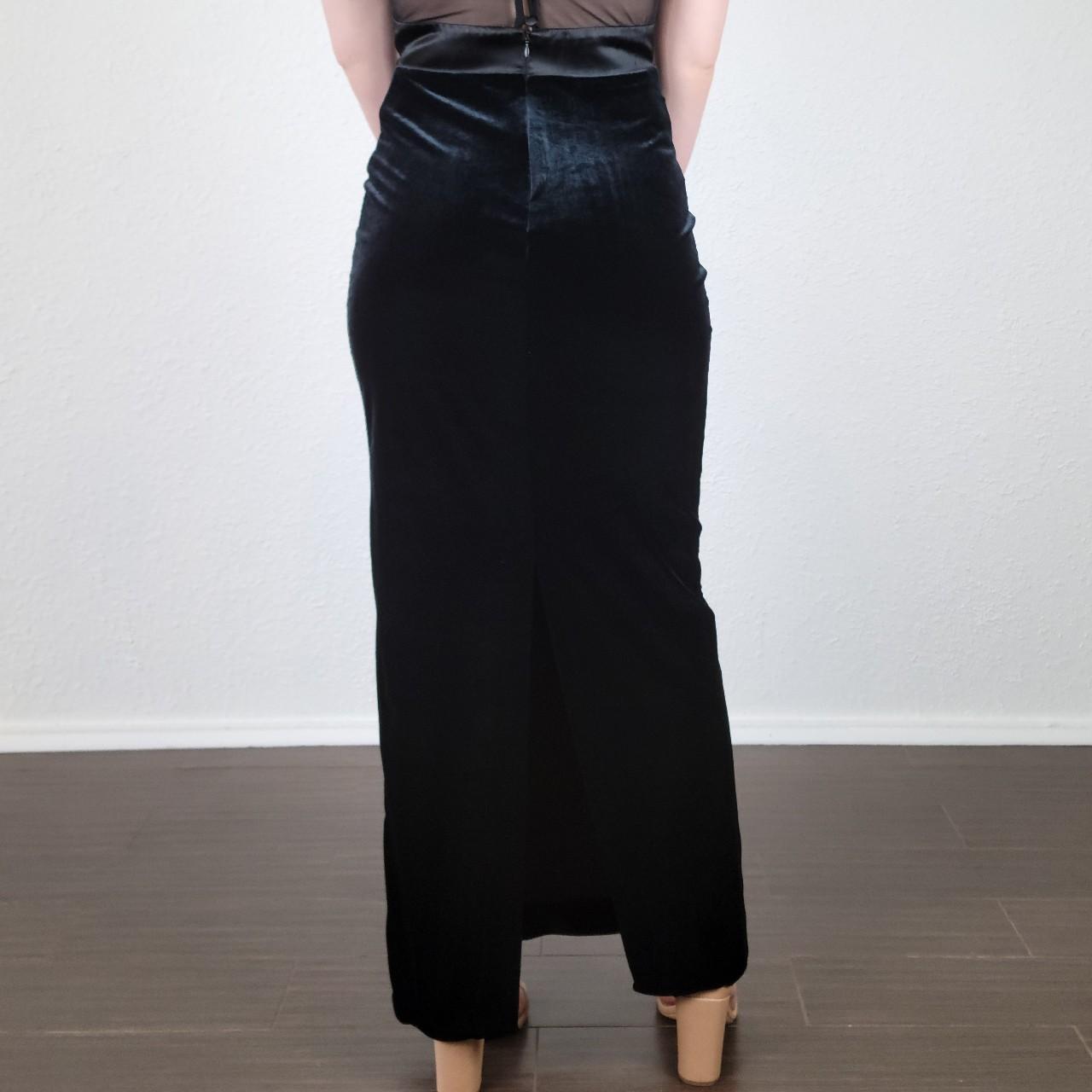 Black velvet hotsell 90s skirt